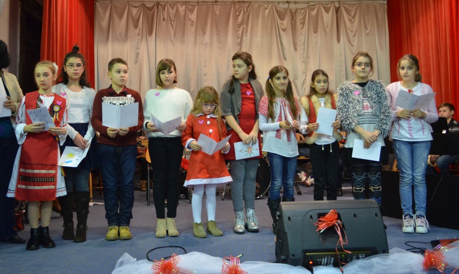? Povestea unui spectacol de Crăciun de la Palatul Copiilor Arad