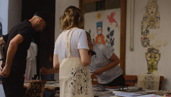 BAZAR – artă contemporană și muzică pe vinil în fosta fabrică de țigări din Timișoara