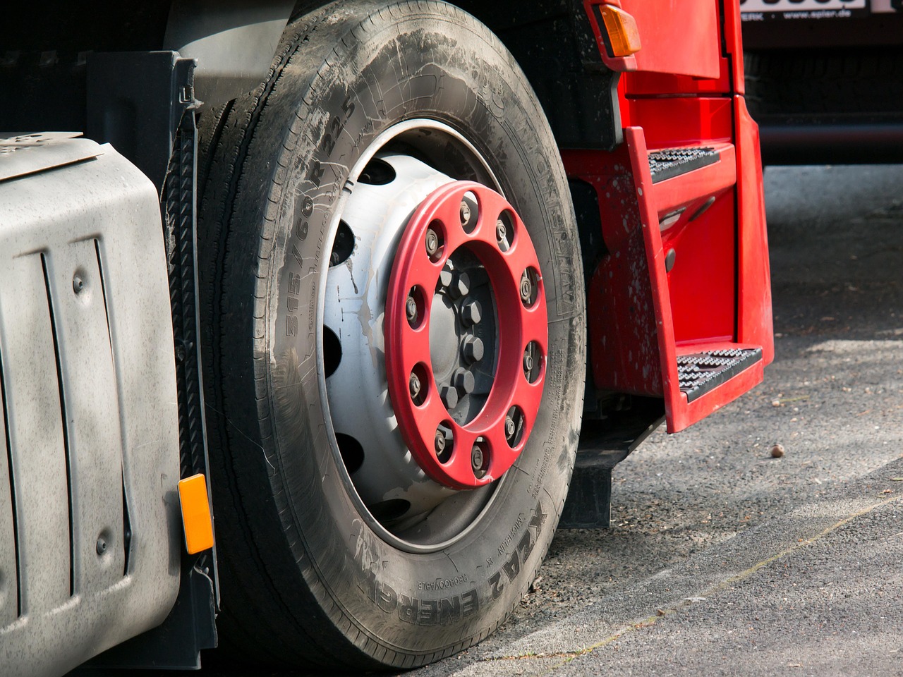 Controale privind gabaritul camioanelor care circulă pe drumurile județene din Timiș