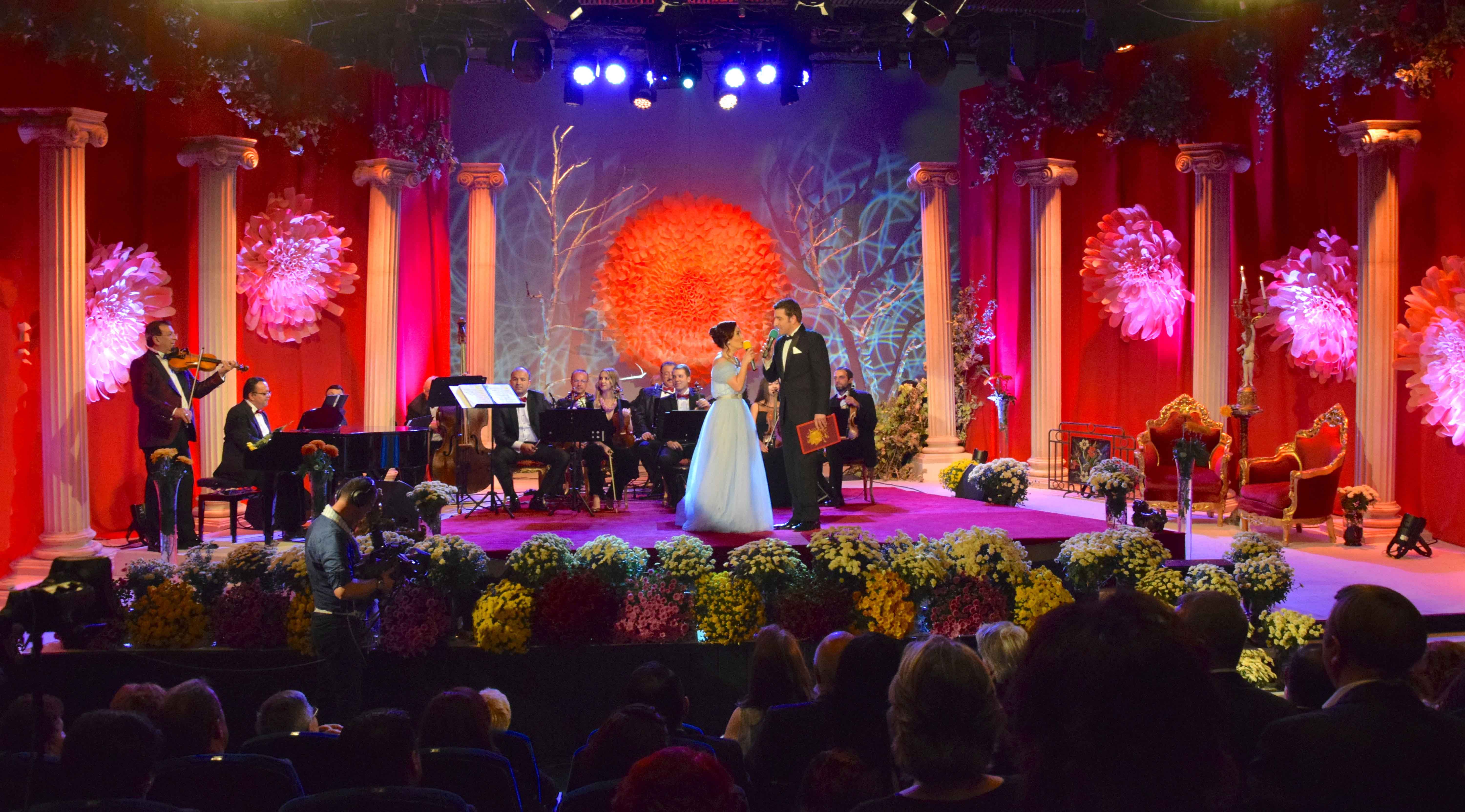 Începe Festivalul Național de Romanțe „Crizantema de Aur”. Doi compozitori timișoreni au fost selectați la secțiunea de creație