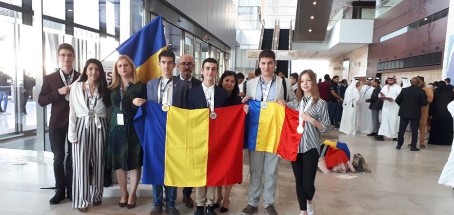 Un licean din Timișoara, medaliat cu aur la Olimpiada Internaţională de Astronomie