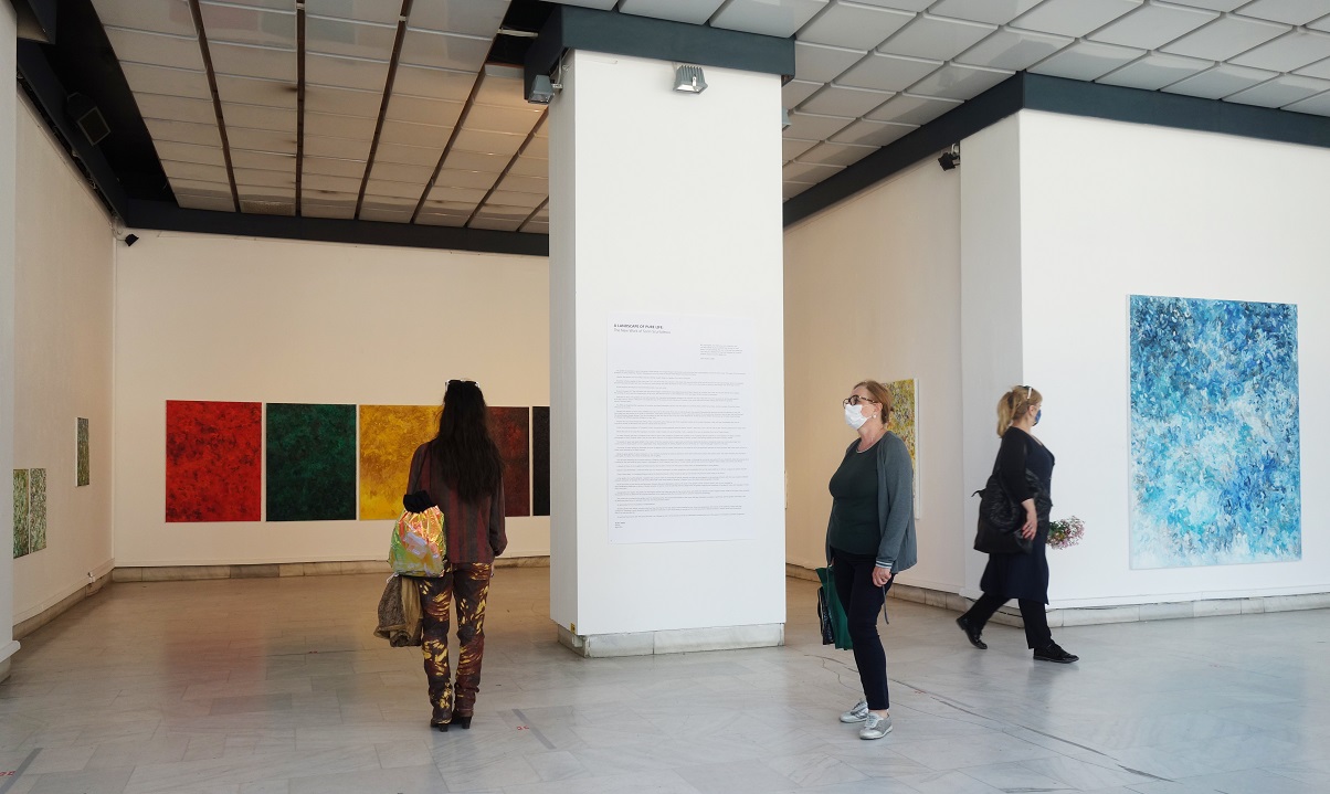 Din ateliere – pe simeze. 40 de artiști timișoreni expun în Galeria Helios