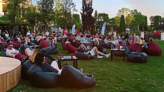 Seri de film SF în aer liber la Iulius Town