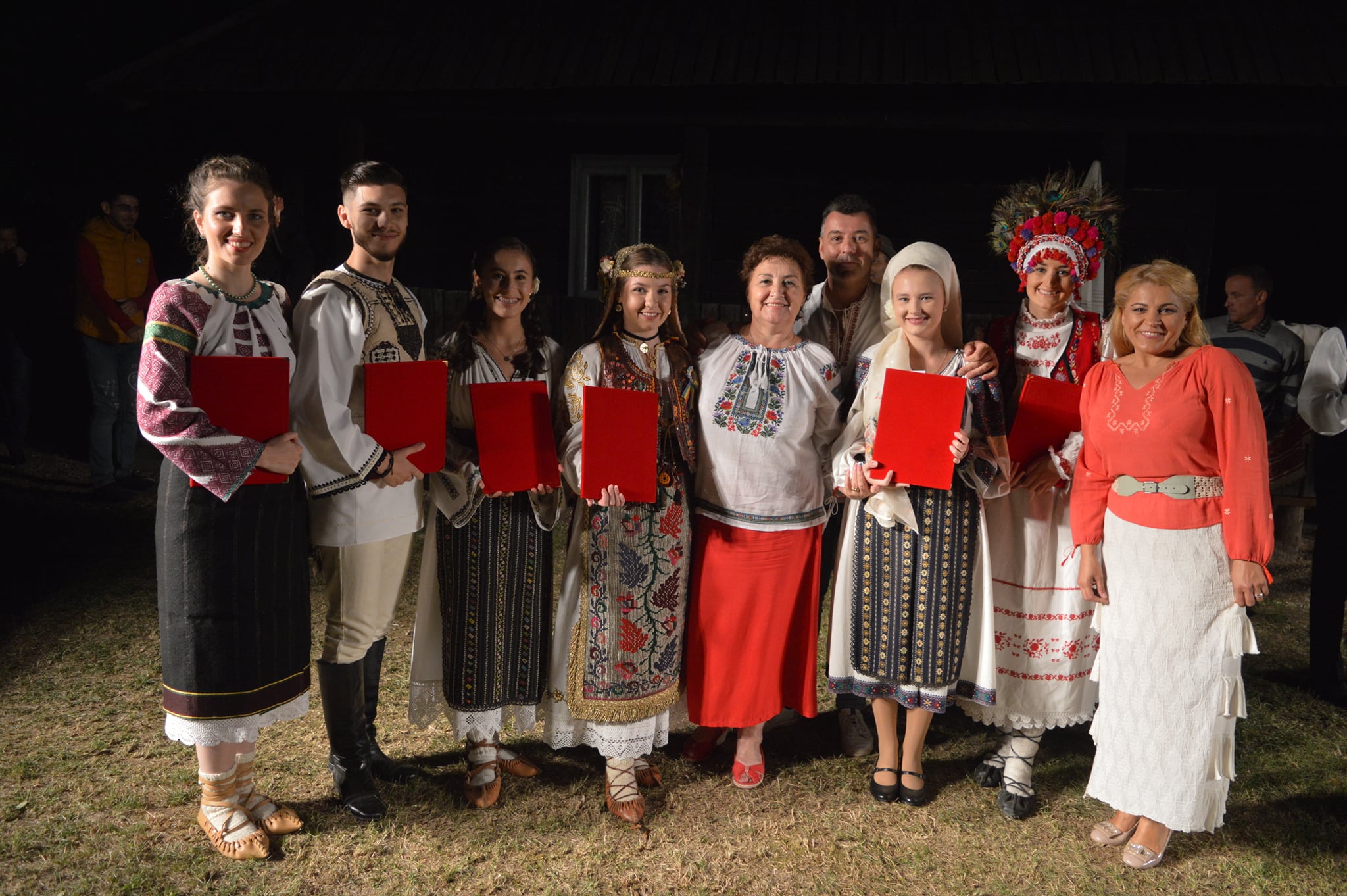 FOTO / Laureații Festivalului “Din comoara satului” la Radio Timișoara