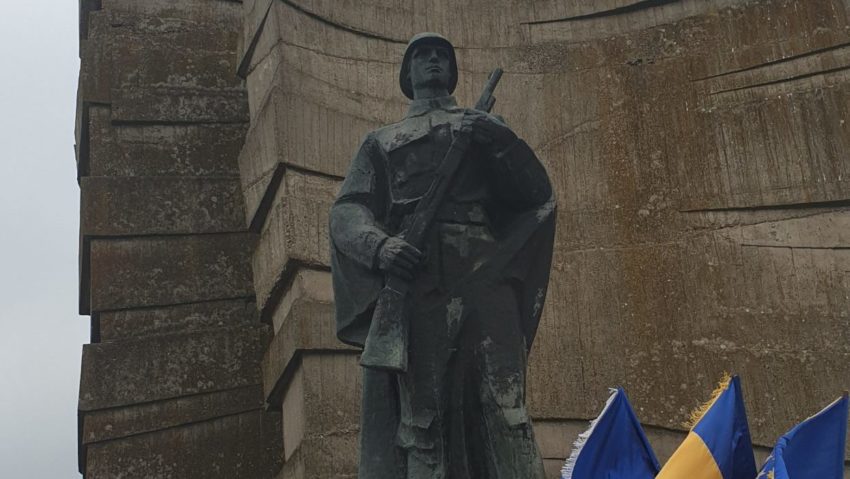 CJ Arad demontează un nou fals legat de Monumentul de la Păuliș CJ Arad demontează un nou fals legat de Monumentul de la Păuliș