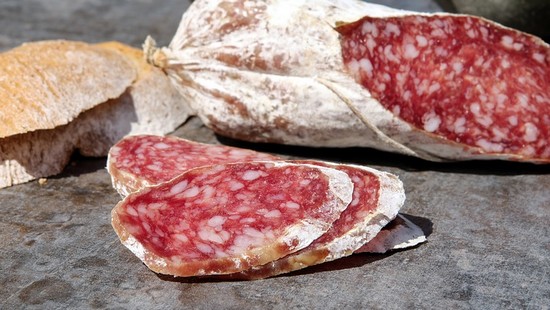 Festivalul Cârnatului Proaspăt şi Salamului Uscat, la Nădlac