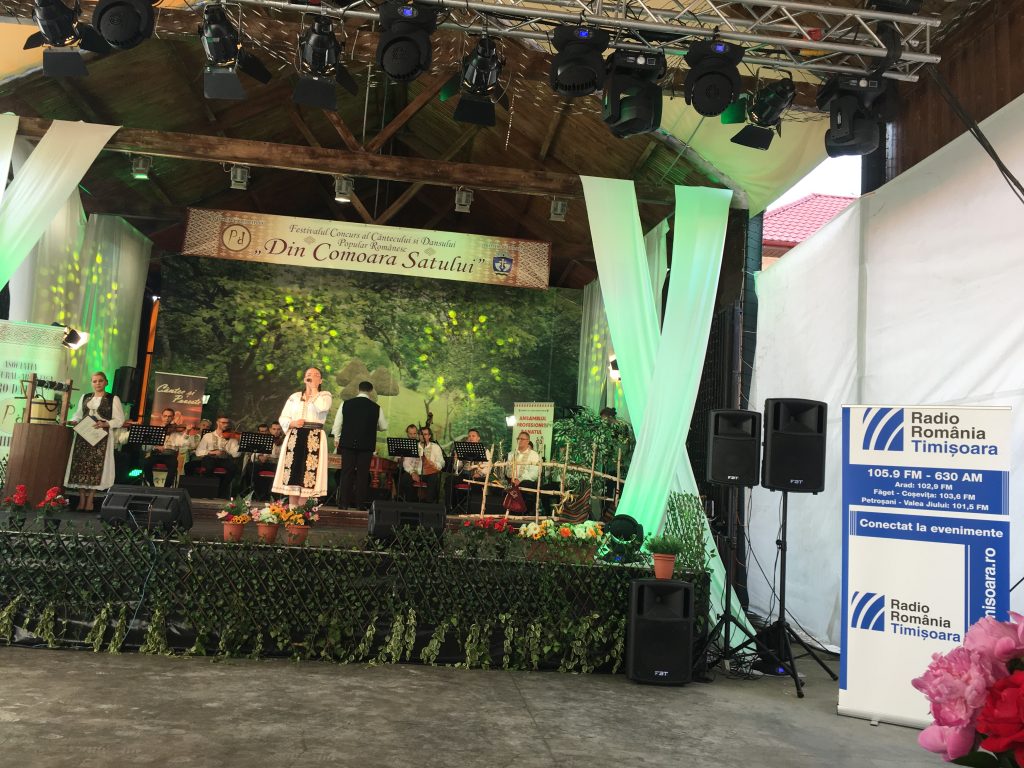 Începe Festivalul „Din comoara satului” la Ghiroda. Radio Timișoara preia transmisia directă