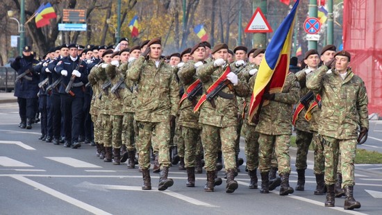 Paradă militară, prezentare de arme și spectacol folcloric la Timișoara, de 1 Decembrie / PROGRAM