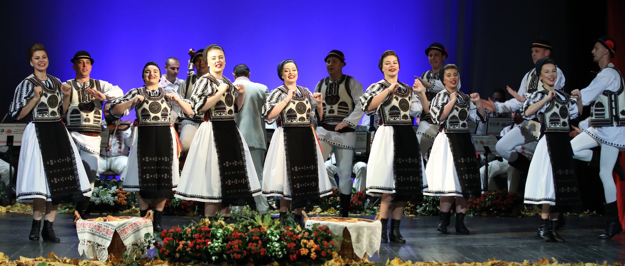 Spectacol folcloric la Hunedoara de Ziua Culturii Naționale