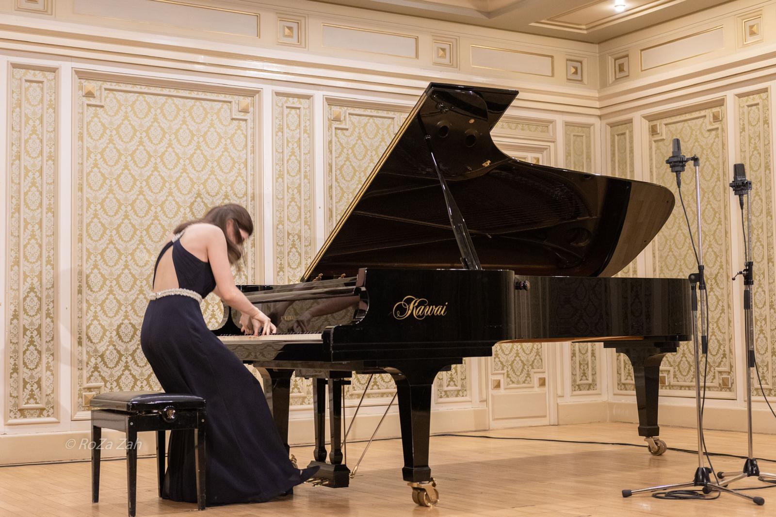 Recital-eveniment cu pianista Kira Frolu, la Filarmonica „Banatul” din Timișoara