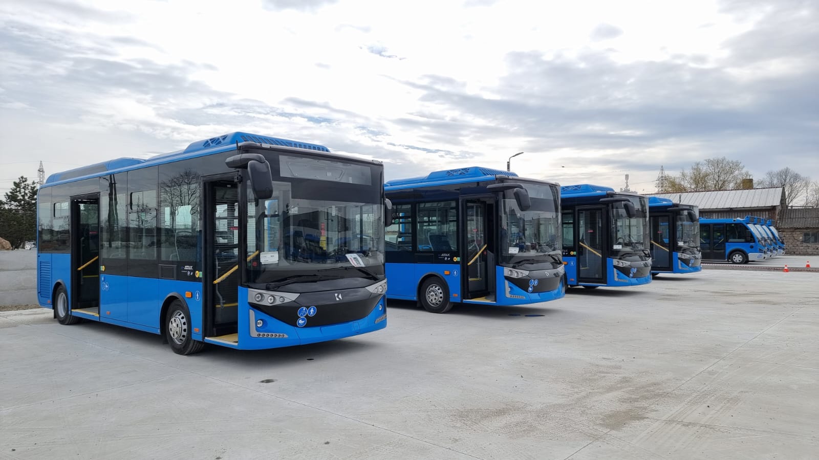 Autobuzele electrice vor intra pe traseele din Valea Jiului până la sfârșitul anului