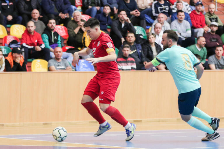 Liga I de fotbal în sală | CFR Timişoara, succes lejer pe terenul celor de la West Deva