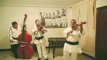 Tradițiile reînvie: Festival-Concurs de tarafuri și grupuri instrumentale în județul Hunedoara