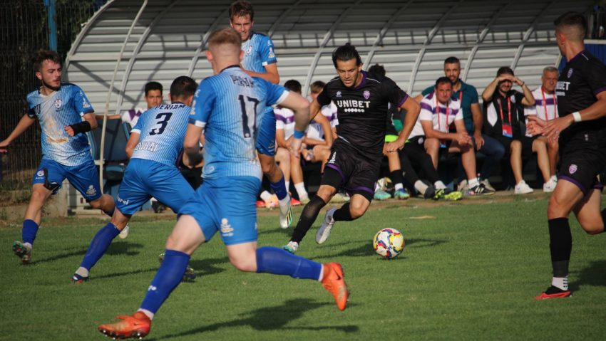Liga a III-a | Succes clar pentru Poli, FC Bihor rămâne tot fără înfrângere