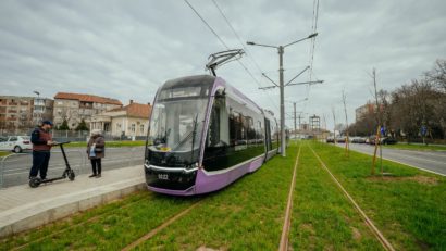 S-a reluat circulația tramvaielor 4 și 7 pe bulevardul Cetății din Timișoara