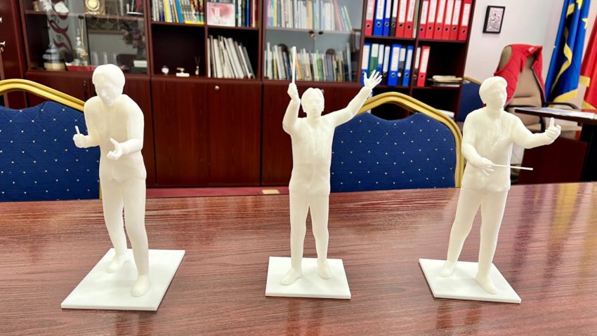 Arădenii pot alege modelul viitoarei statui a lui George Enescu