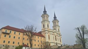Drumul Crucii la Basilica Papală Maria Radna