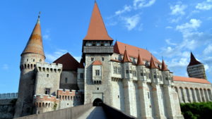 Castelul Corvinilor, magnet pentru turiști în minivacanța de Paște