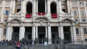 Mormântul Papei Francisc din bazilica Santa Maria Maggiore a fost deschis publicului