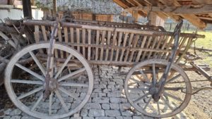 Muzeul Satului Bănăţean se redeschide publicului după incendiul de la biserică