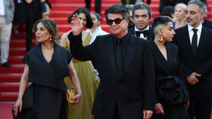 Iranianul Jafar Panahi cucerește trofeul Palme d’Or al Festivalului de la Cannes Iranianul Jafar Panahi cucerește trofeul Palme d’Or al Festivalului de la Cannes
