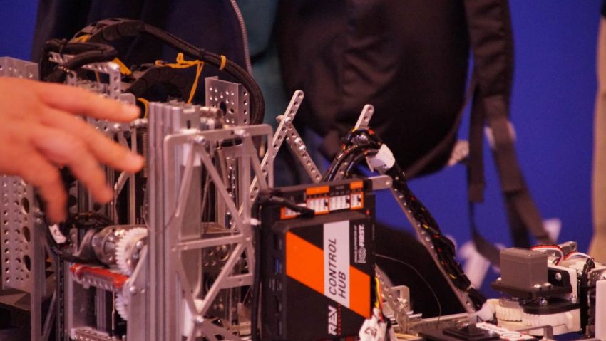 SYNC Festival aduce roboții în fața publicului, la Timișoara. Demonstrații și workshop de robotică pentru toate vârstele