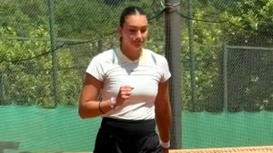 Andreea Olariu a câștigat două trofee în Muntenegru