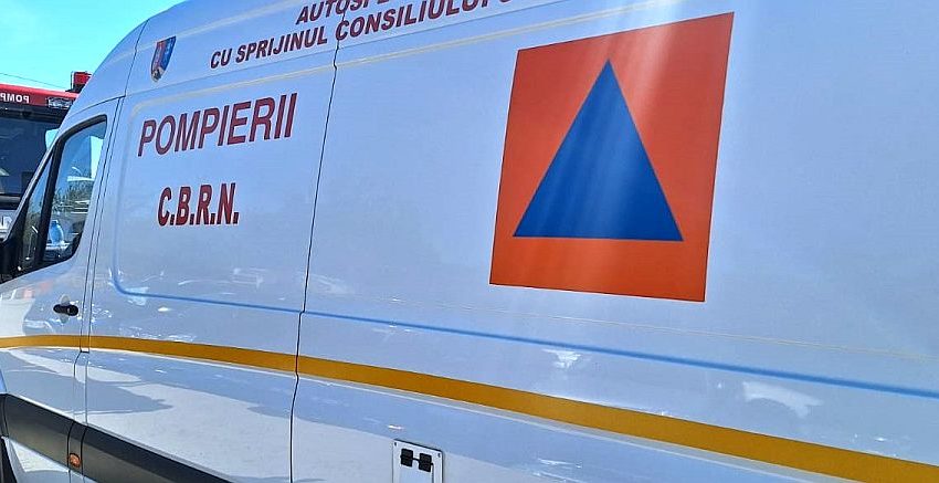 Echipajul CBRN, chemat la o școală din Timișoara unde au fost găsite cutii cu însemnul “radioactiv” Echipajul CBRN, chemat la o școală din Timișoara unde au fost găsite cutii cu însemnul “radioactiv”