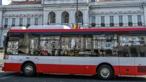 CTP Arad nu găsește șoferi pentru autobuze