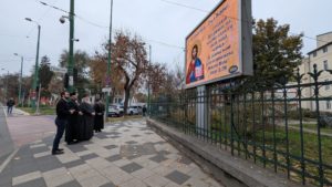 Campanie inedită la Timișoara. Versete din Biblie afișate pe panouri publicitare din intersecții