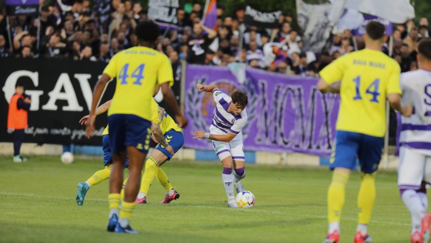 AUDIO / O singură vestică în finala barajului: Politehnica și Olimpia luptă pentru promovare AUDIO / O singură vestică în finala barajului: Politehnica și Olimpia luptă pentru promovare
