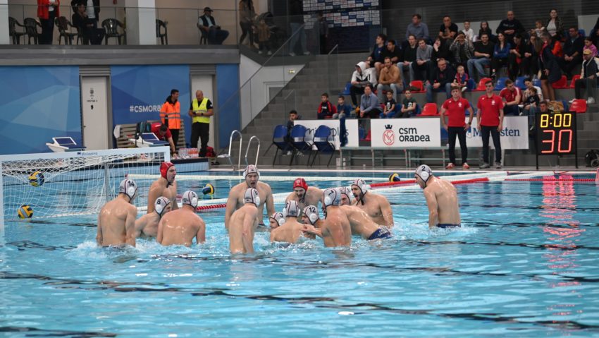 CSM Oradea învinge Steaua și împinge finala în meciul decisiv CSM Oradea învinge Steaua și împinge finala în meciul decisiv