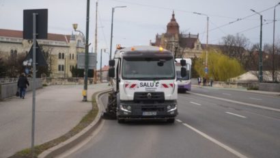 Curățenia stradală din Timișoara: Noua firmă, acuzată că nu e prezentă. Viceprimar: Suntem mult mai mulțumiți.