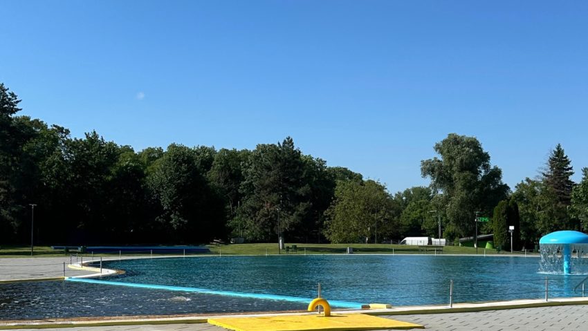 S-a deschis Ștrandul Neptun din Arad S-a deschis Ștrandul Neptun din Arad