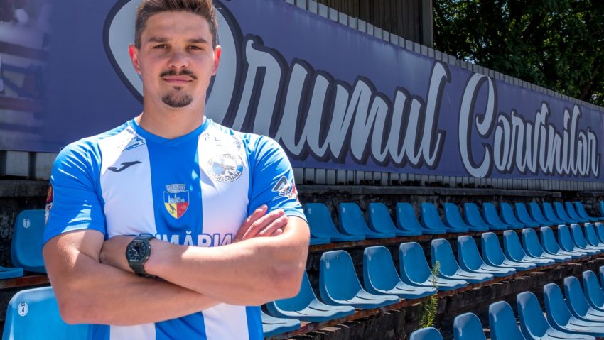 AUDIO / Alexandru Buziuc, al cincilea transfer al Corvinului AUDIO / Alexandru Buziuc, al cincilea transfer al Corvinului