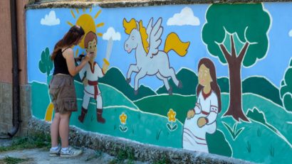 „Color the Village”: 30 de case renovate în Grădinari, în doar 3 zile