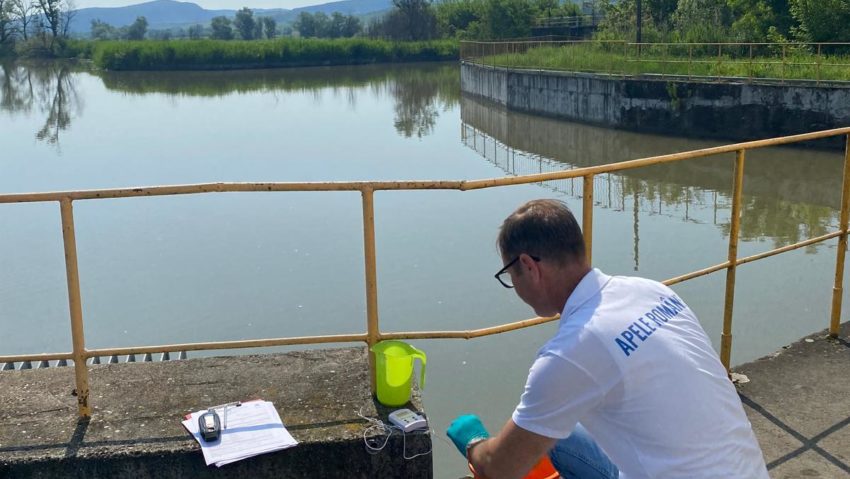 Salinitatea de la Praid afectează Mureșul în județul Arad Salinitatea de la Praid afectează Mureșul în județul Arad