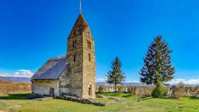 Opt biserici medievale din Ţara Haţegului, incluse în noua rută cultural-turistică „Legendă şi piatră”