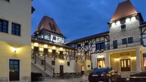 CJ Timiș cumpără Castel Royal din Moșnița pentru a muta Clinica de Psihiatrie