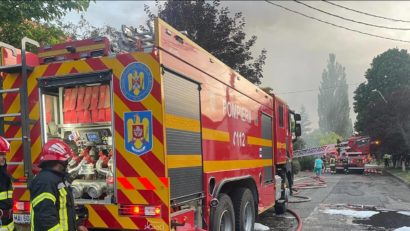 Incendiu de proporții în municipiul Hunedoara. Populația, avertizată prin mesaj RO-ALERT