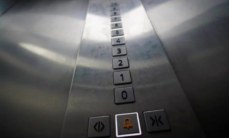 Liftul prăbușit într-un bloc din Timișoara fusese verificat la începutul anului trecut Liftul prăbușit într-un bloc din Timișoara fusese verificat la începutul anului trecut