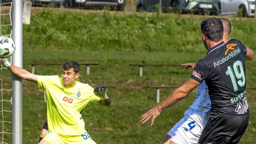Corvinul Hunedoara – Dinamo Kiev, sub privirile selecţionerului Mircea Lucescu / AUDIO Corvinul Hunedoara – Dinamo Kiev, sub privirile selecţionerului Mircea Lucescu / AUDIO