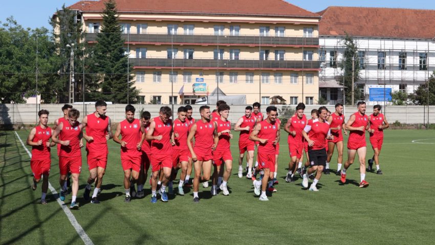 Bihorul conduce la pauză, apoi pierde primul amical Bihorul conduce la pauză, apoi pierde primul amical