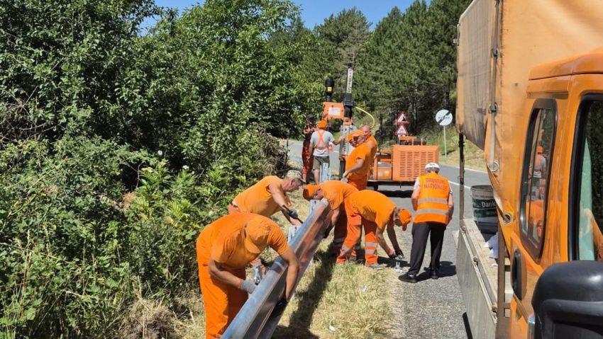 Lucrări pe DN 58 și DN 6 în Caraș-Severin. Circulație dirijată de semafor și restricții temporare Lucrări pe DN 58 și DN 6 în Caraș-Severin. Circulație dirijată de semafor și restricții temporare