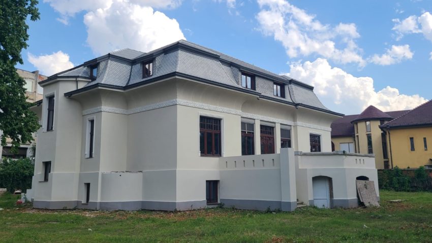Casa Mühle este scoasă la vânzare pentru 3,7 milioane de euro. Primăria Timișoara negociază achiziția imobilului