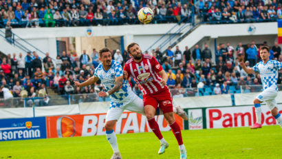 În 2023, la Hunedoara, reuşita lui Antoniu Manolache (stânga) era decisivă în duelul din grupele Cupei României.