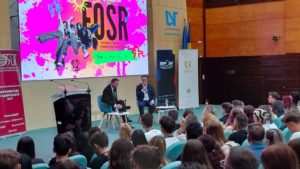 Ministrul Educației, întâlnire cu studenții la Timișoara pe tema măsurilor de austeritate
