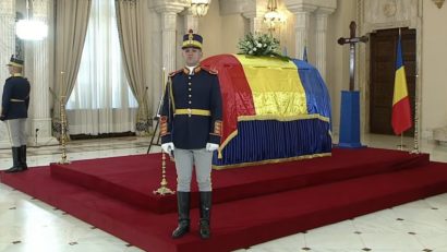 Zi de doliu național. Fostul preşedinte Ion Iliescu, înmormântat la Cimitirul Ghencea III