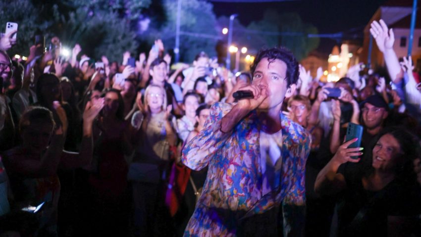MIKA, la Ziua Timișoarei: Sunt omul care acum are cea mai frumoasă priveliște din România MIKA, la Ziua Timișoarei: Sunt omul care acum are cea mai frumoasă priveliște din România