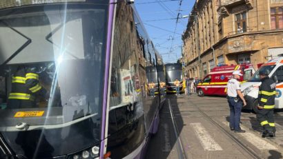 Accident între două tramvaie în Timișoara